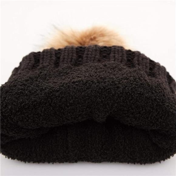 C.C Exclusives Fuzzy Lined Knit Fur Pom Beanie Hat (YJ-820) main image 5